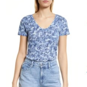 Caslon®‎ Rounded V-Neck T-Shirt X-Large, BLUE FOLIAGE CAMO